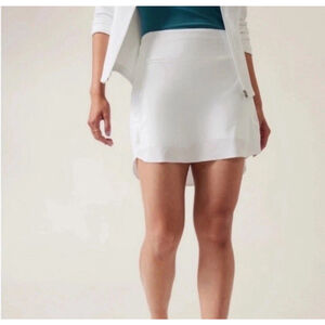 Athleta Womens Run With It Skort Skirt White Size 2X Tennis Pickleball Sports